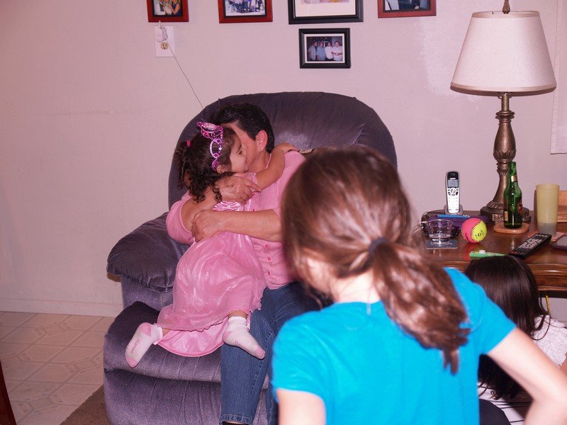 nonniegetsahugbirthday2013.jpg