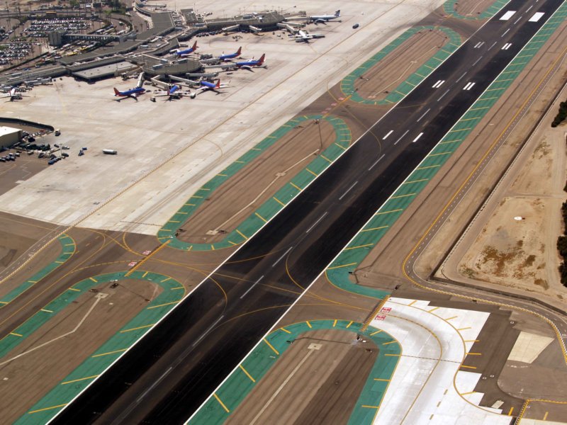 airport4.jpg
