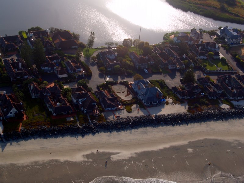 stmalobeachosidemaze.jpg