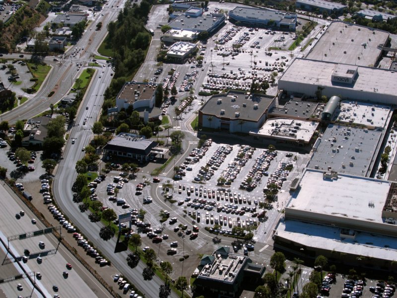 grossmontshoppingcenter.jpg