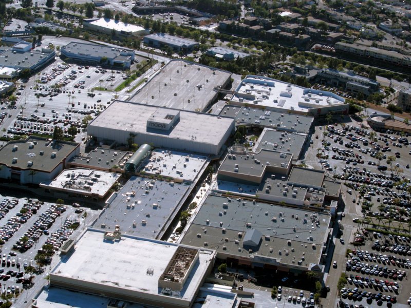 grossmontshoppingcenter3.jpg