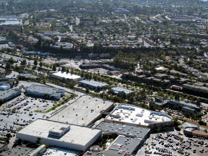 grossmontshoppingcenter6.jpg