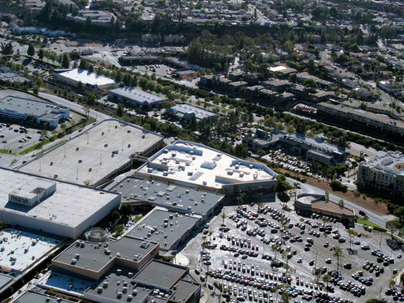 grossmontshoppingcenter7.jpg