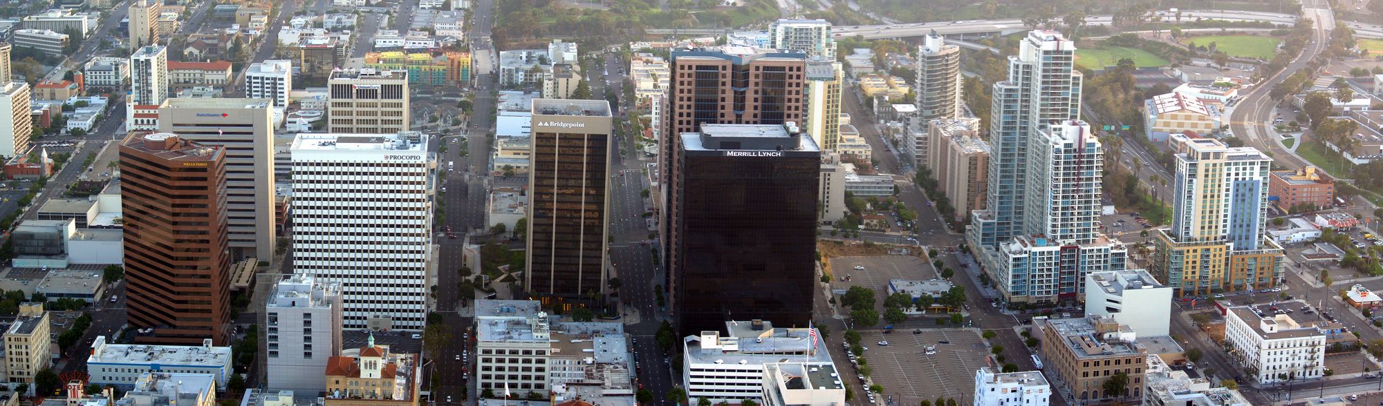 panorama7072996_300.jpg