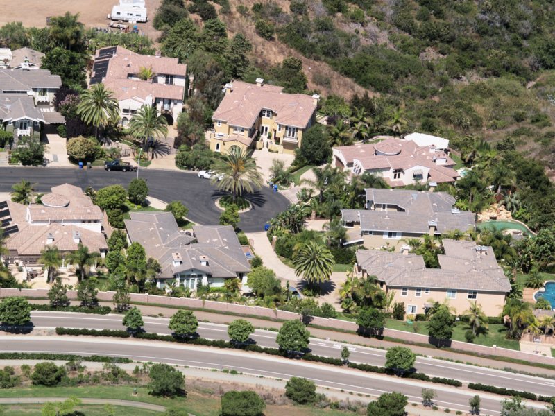 homesencinitaslaurenctpano3.jpg