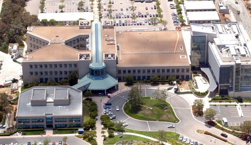 ucsdhosp9.jpg