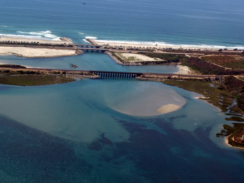 batiquitoslagoon2.jpg