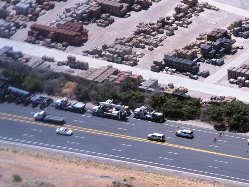 newsnuketruckoceansideblpano2.jpg