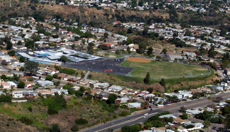 juarezelemschool.jpg