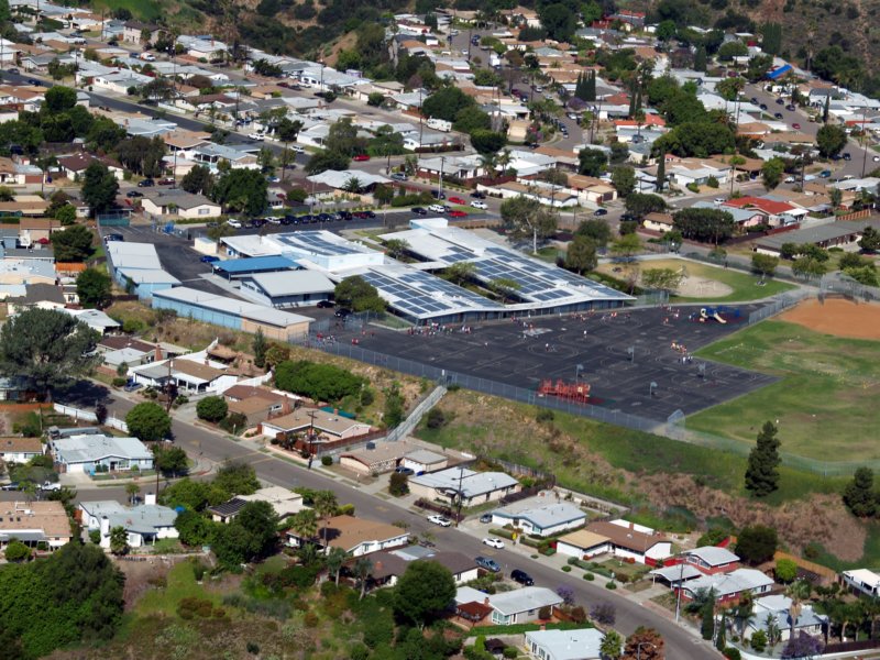 juarezelemschool3.jpg