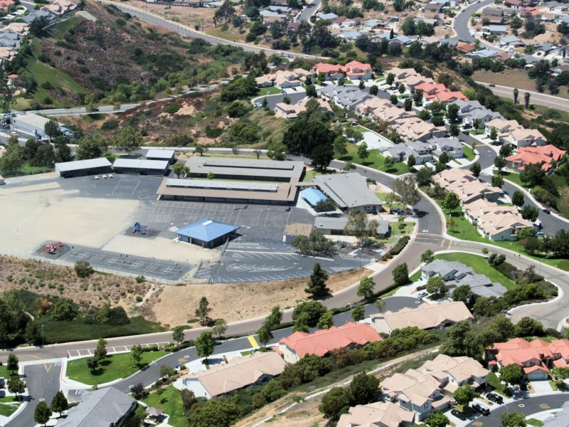 p8116668perryes.jpg
