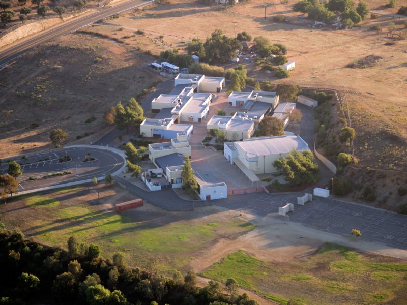 oakgrovemiddleschool.jpg