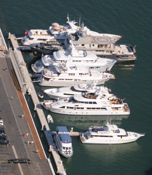 sobatembarcaderoships.jpg