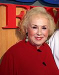 Doris Roberts 2009