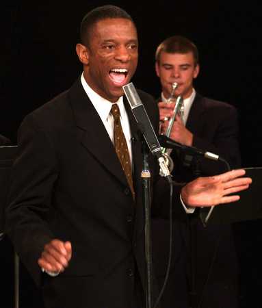 Singer Earl Thomas