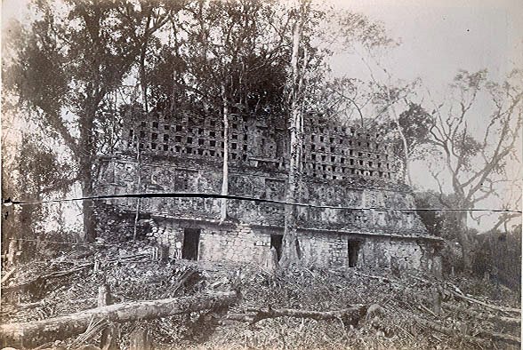 yaxchilan1882.jpg