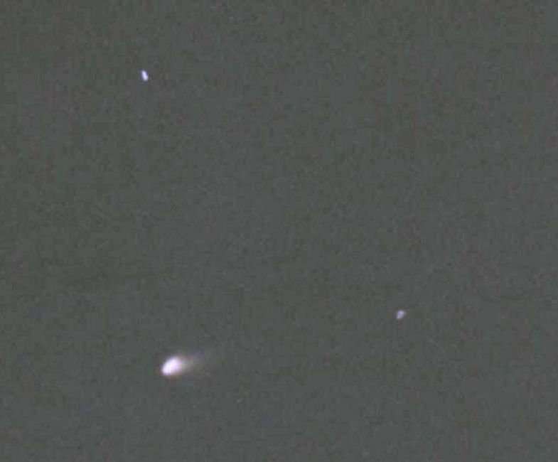 comet043a1.jpg