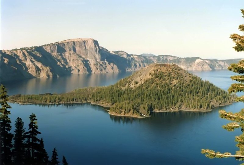 craterlakeb112af8001.jpg