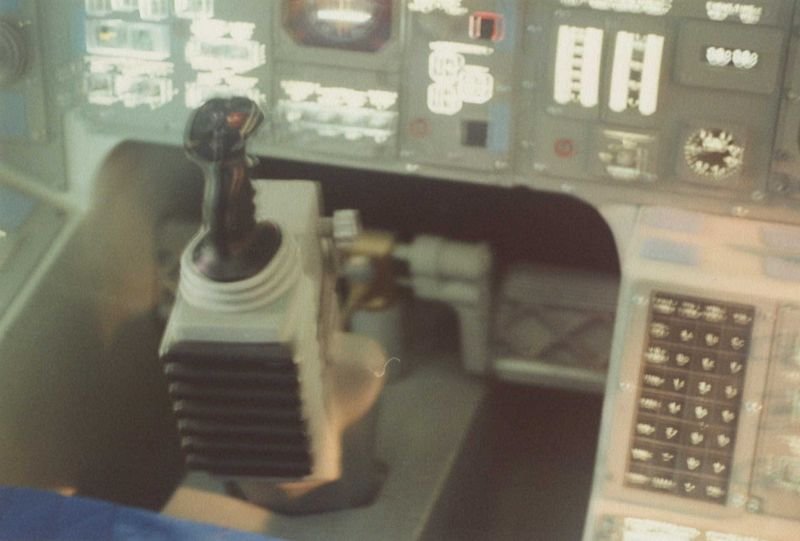 nasaaug94_060c.jpg
