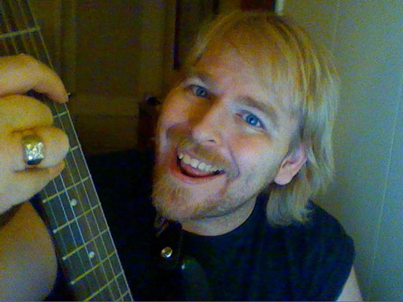guitar800.jpg